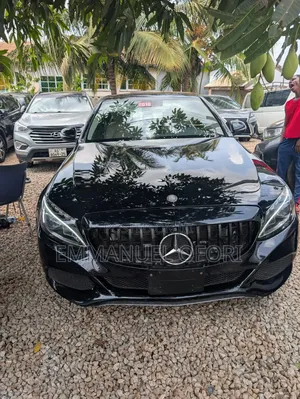 Mercedes-Benz C300 2016 Black