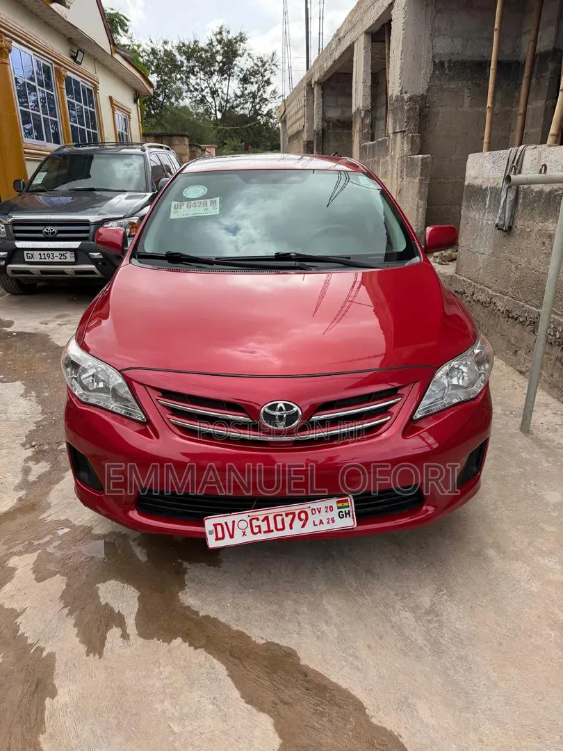 Toyota Corolla 2013 Red