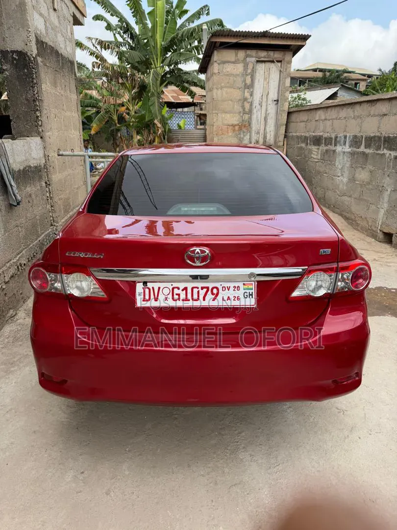 Toyota Corolla 2013 Red