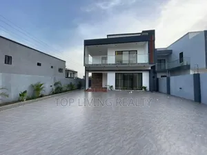 4bdrm House in Ayi Mensa, Oyarifa for sale