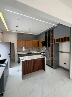 3bdrm House in Sefdard Properties, Lake Side Estate for sale