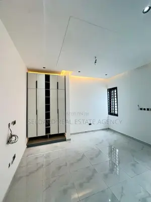 3bdrm House in Sefdard Properties, Lake Side Estate for sale