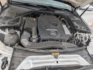 Mercedes-Benz C300 2016 White