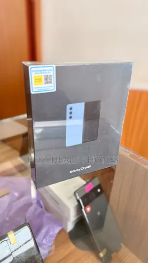 New Samsung Galaxy Z Fold 5 256 GB Gold