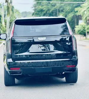 Cadillac Escalade 2022 Black