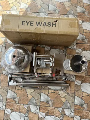 Emergency Eye Wash Station / Eye Wash Unit