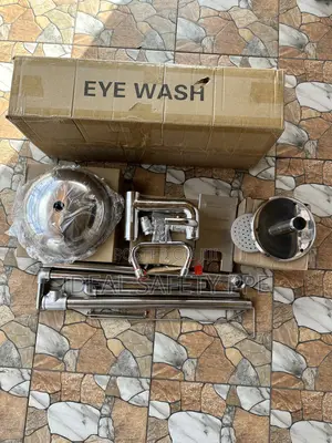 Emergency Eye Wash Station / Eye Wash Unit