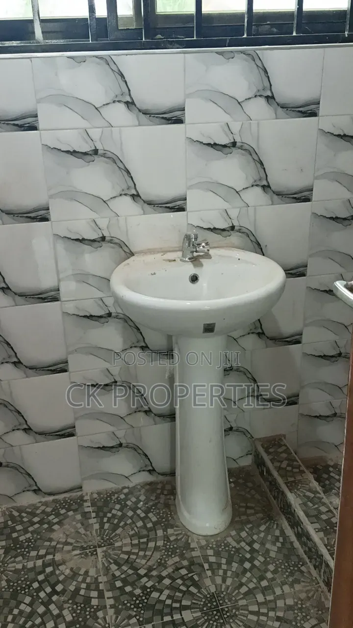 2bdrm Apartment in Parakuo Estate for rent