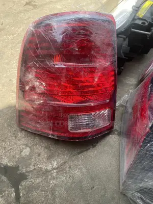 Ford Explorer 2005 Tail Light
