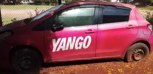 Toyota Vitz 2012 Red