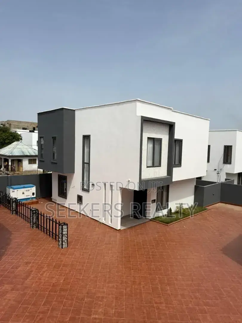 Furnished 3bdrm Townhouse / Terrace in Seekers Realty, Ability for rent