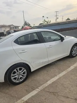 Toyota Yaris 2018 White