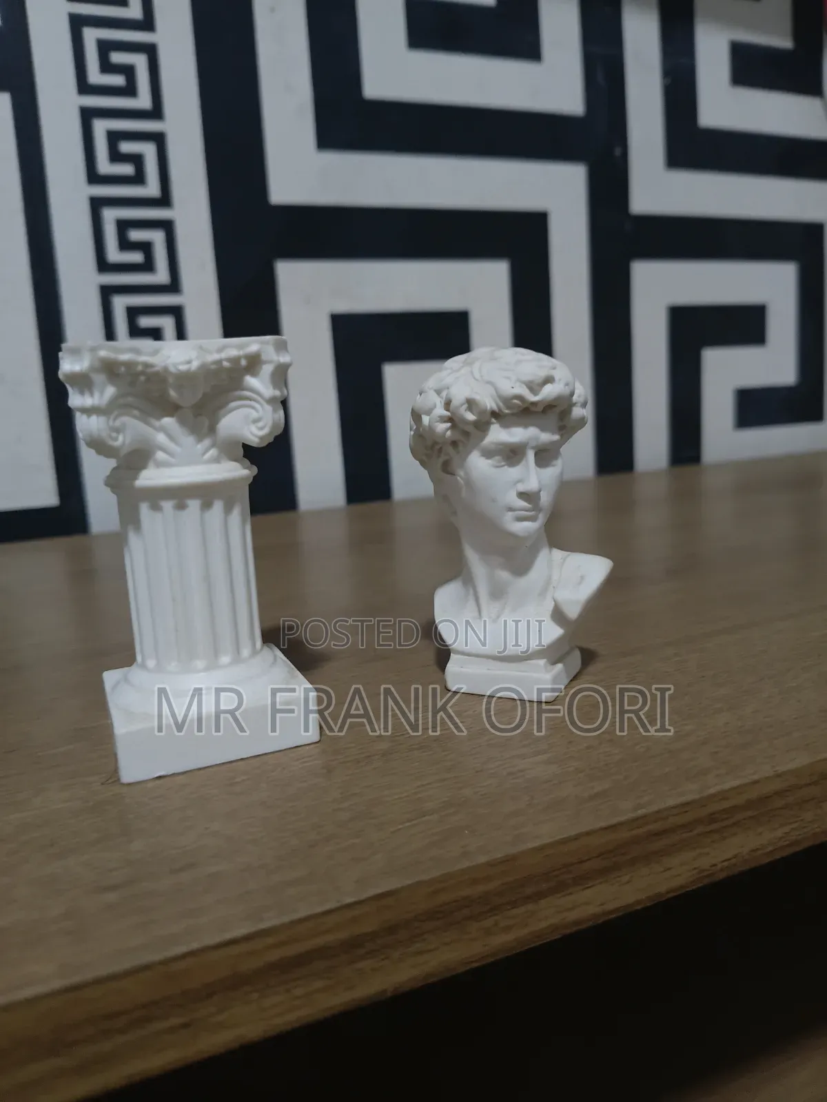 Room And Office Decoration Roman Columns Status
