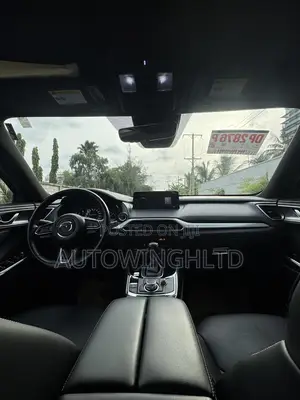 Mazda CX-9 Signature 2022 White