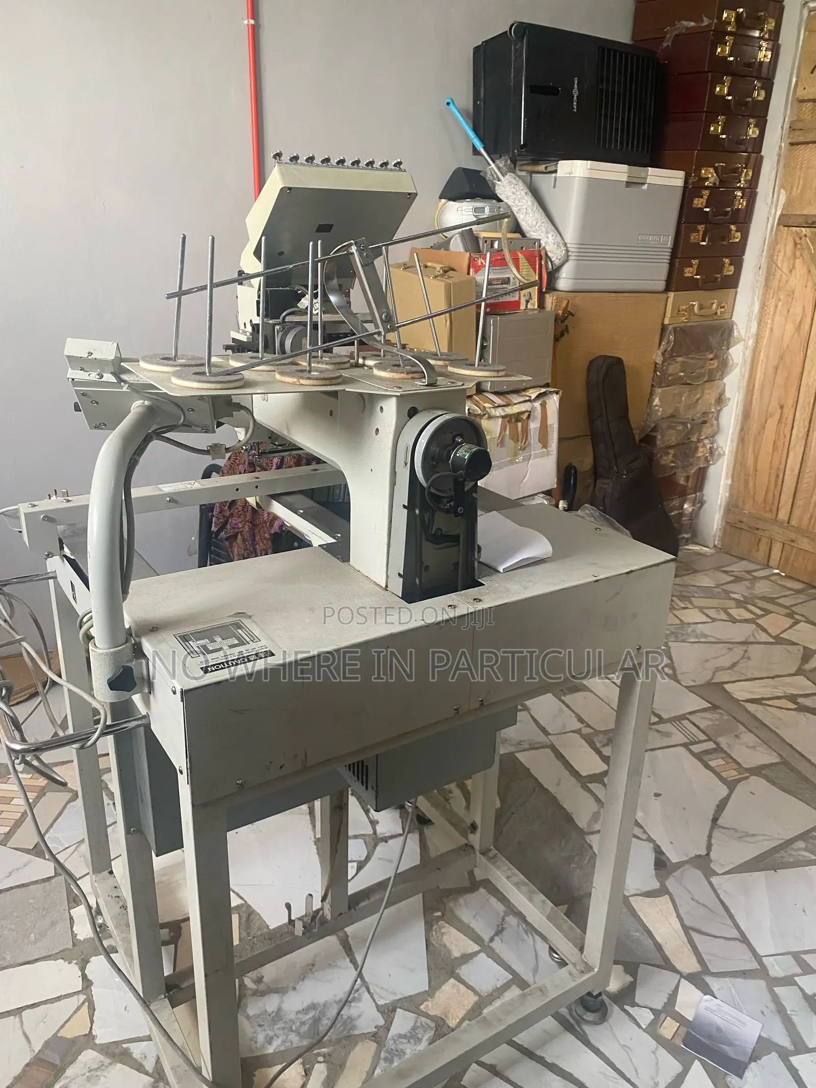 Single-head Industrial Embroidery Machi