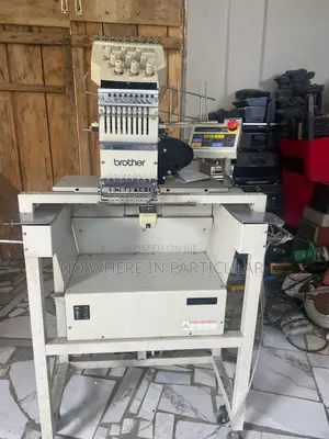 Single-head Industrial Embroidery Machi