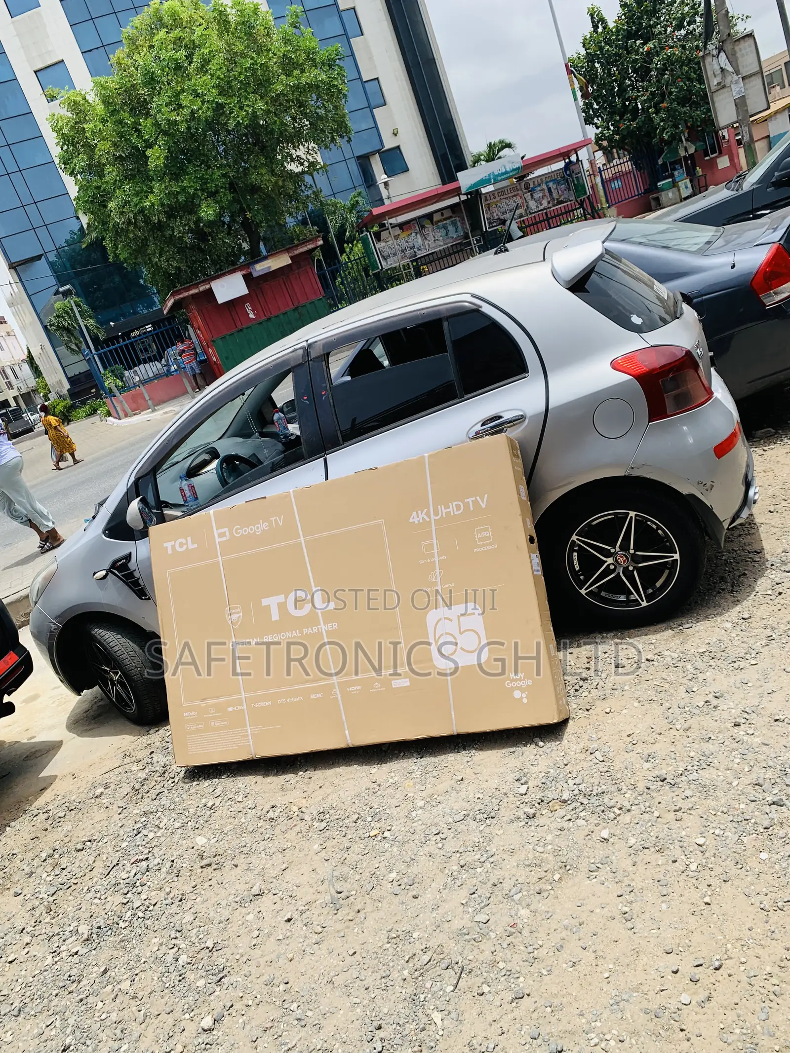 Newly Bulky TCL Tv 65 Smart Satellite Andriod Uhd 