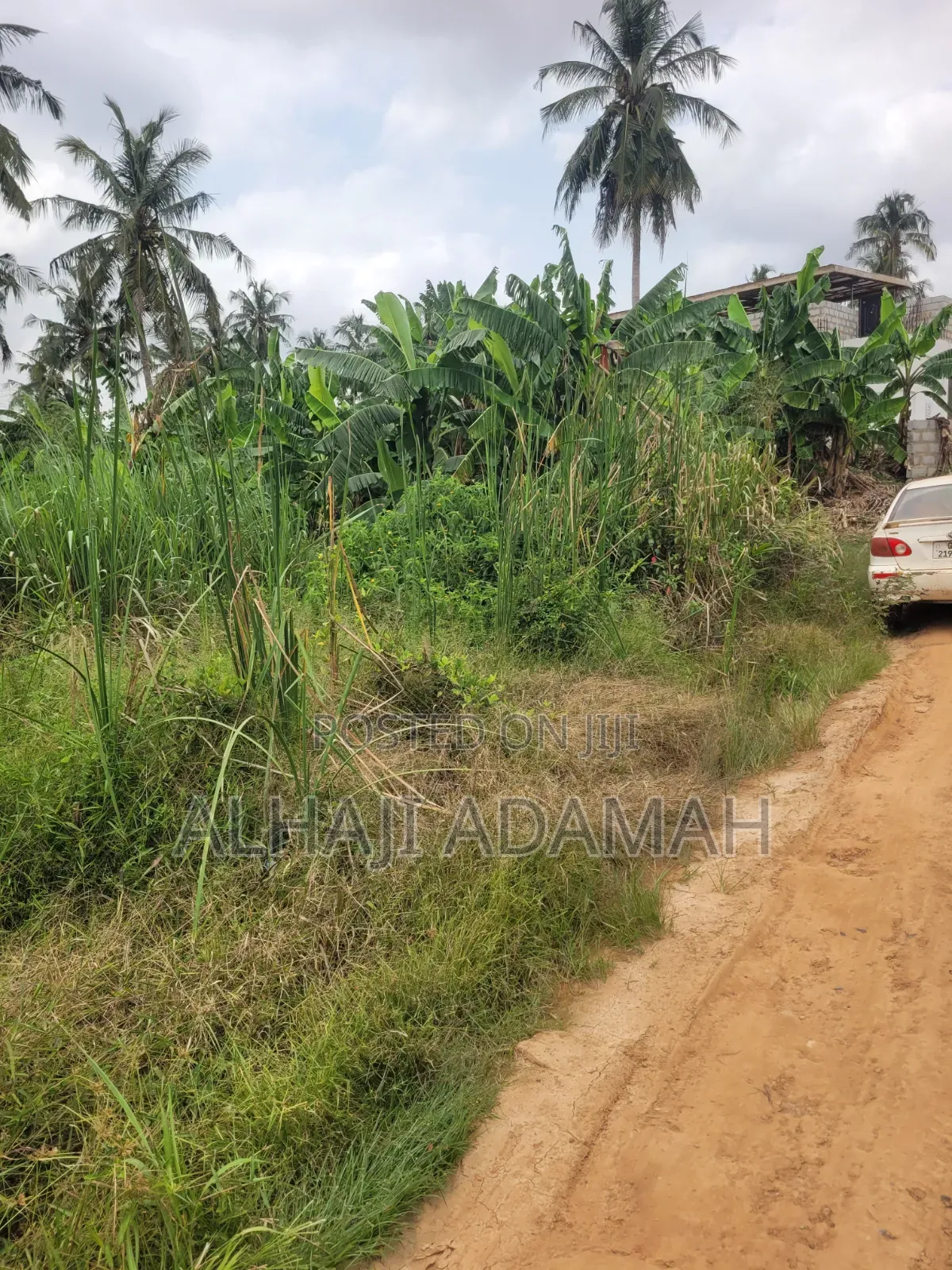 Two Plots of Land for Sale at Santa'si Brofuyedro