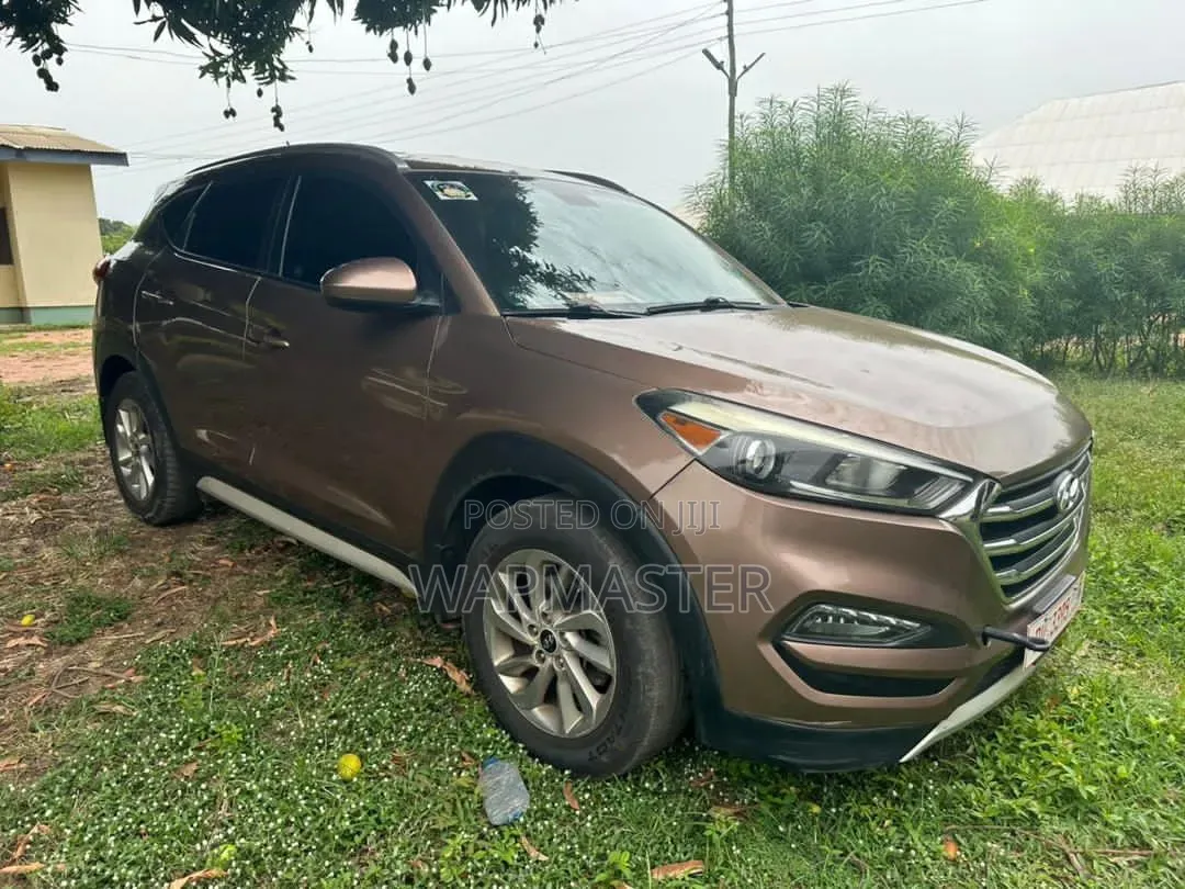 Hyundai Tucson SE AWD 2017 Brown