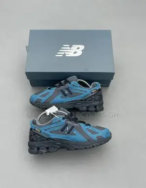 New Balance 1906r Light Blue