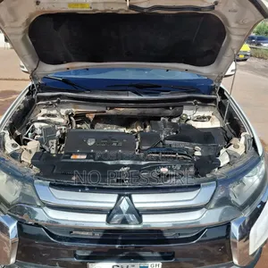 Mitsubishi Outlander 2.0 PHEV AWD 2019 White