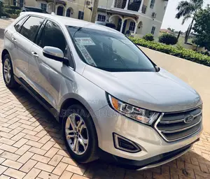 Ford Edge Titanium 4dr AWD 2017 Silver