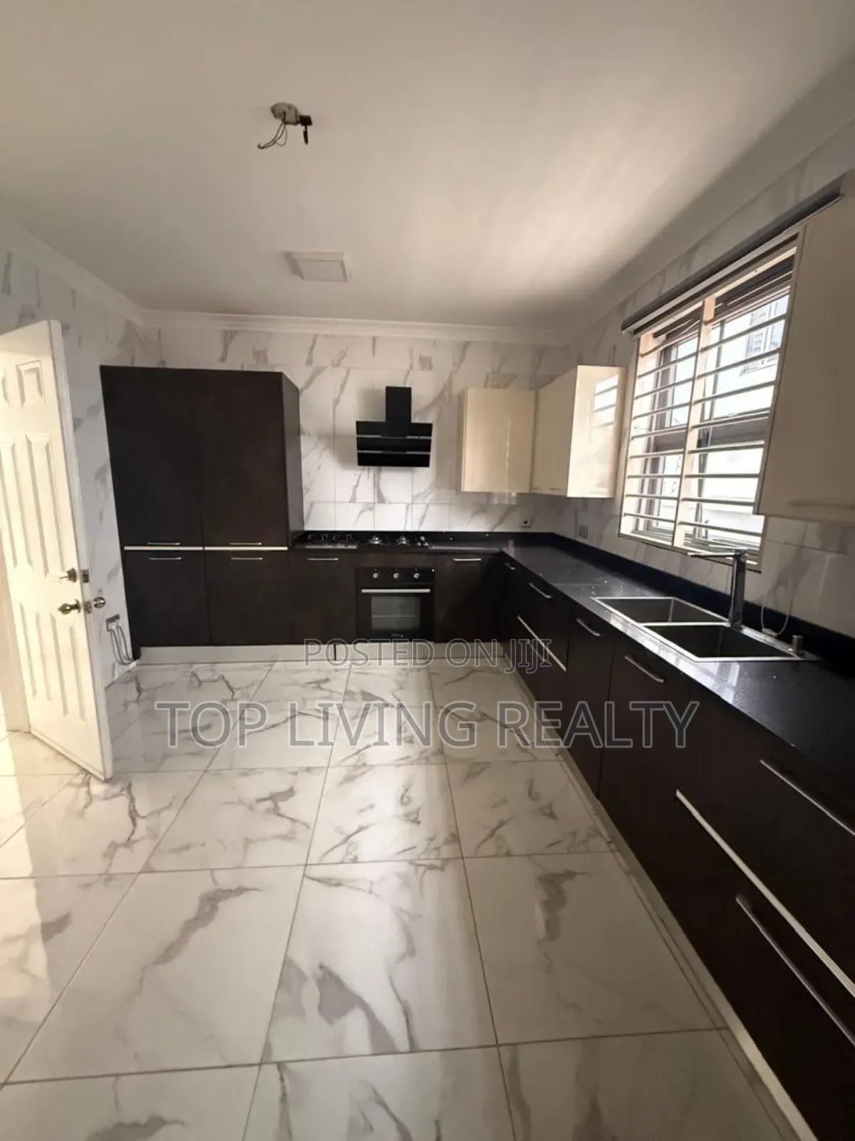 4bdrm Duplex in Legon Hills, Ashaley Botwe for rent