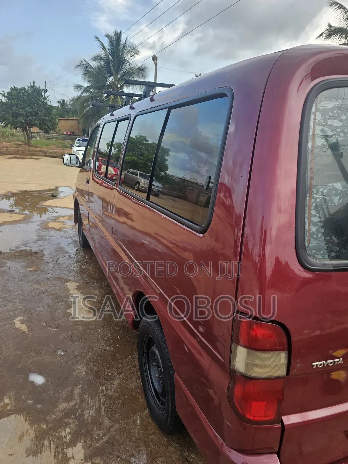 Toyota HiAce 2008 Red