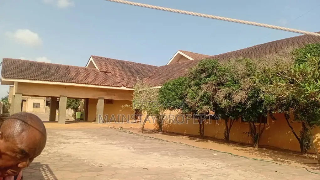 14bdrm House in Mainstay Estates, East Legon for sale