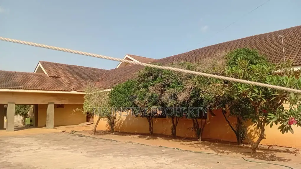 14bdrm House in Mainstay Estates, East Legon for sale