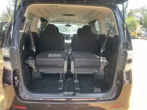 Toyota Alphard 2.4 Petrol FWD 2010 Burgundy