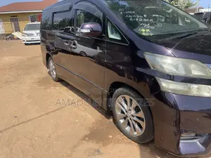Toyota Alphard 2.4 Petrol FWD 2010 Burgundy