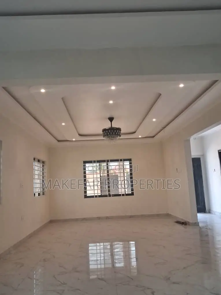 3bdrm House in Kasoa for sale