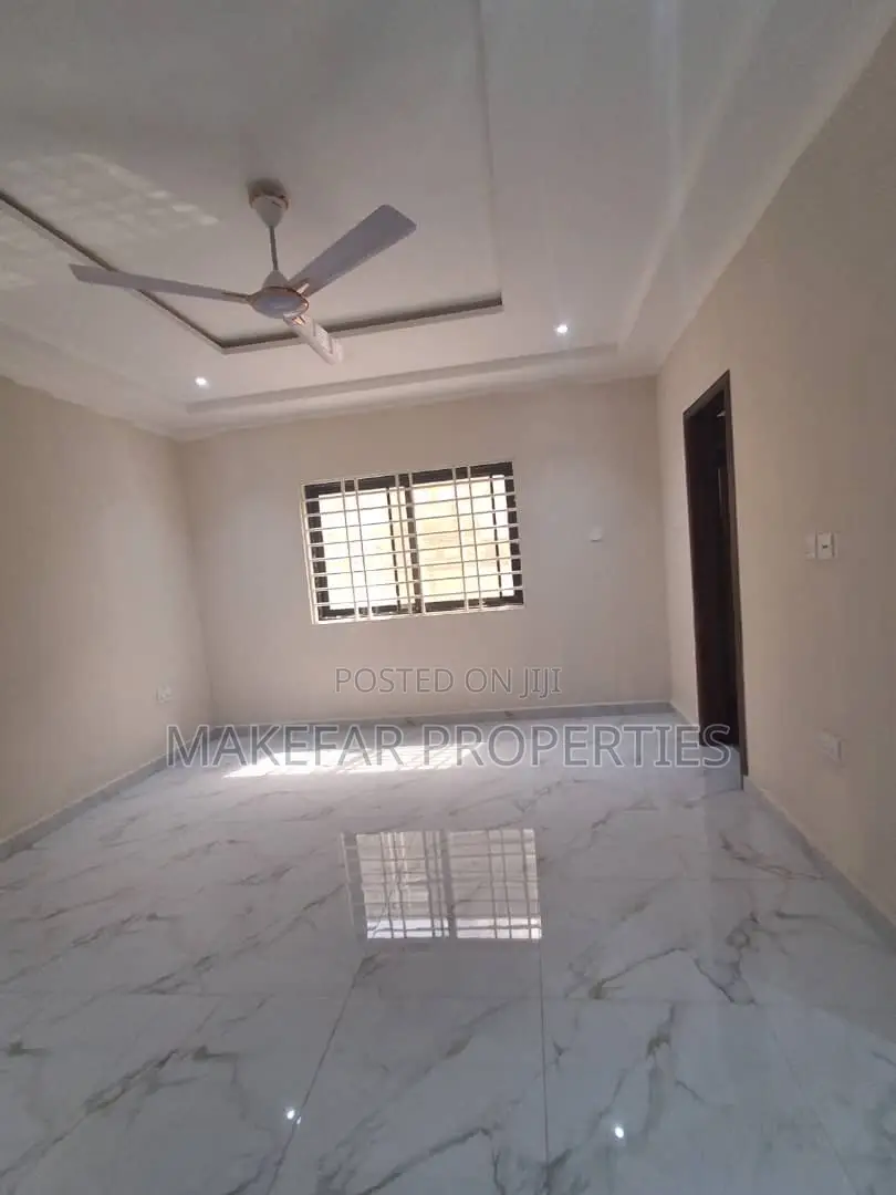 3bdrm House in Kasoa for sale