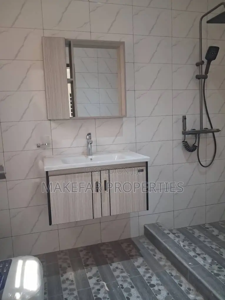 3bdrm House in Kasoa for sale