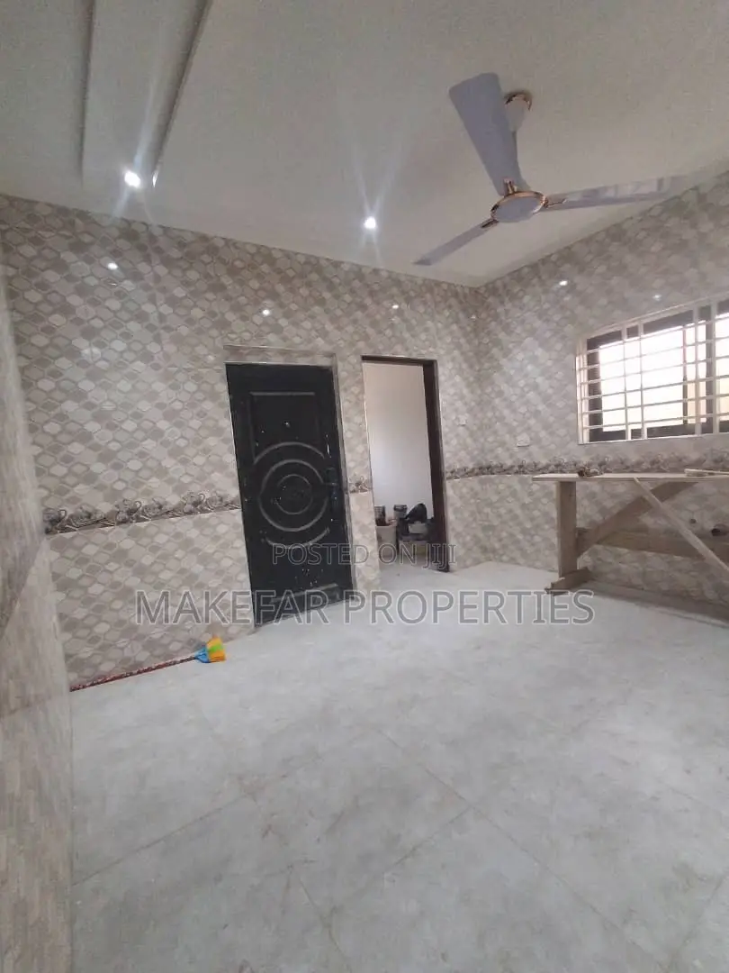3bdrm House in Kasoa for sale