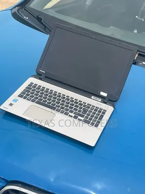 Laptop Toshiba Satellite C675D 8GB Intel Core i7 HDD 500GB