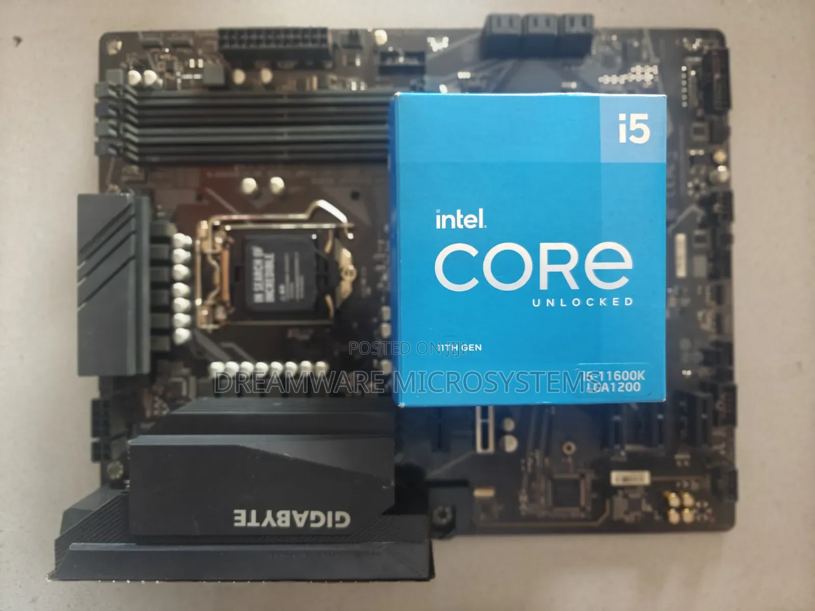 Gigabyte Board and 11th Gen 12 Processor