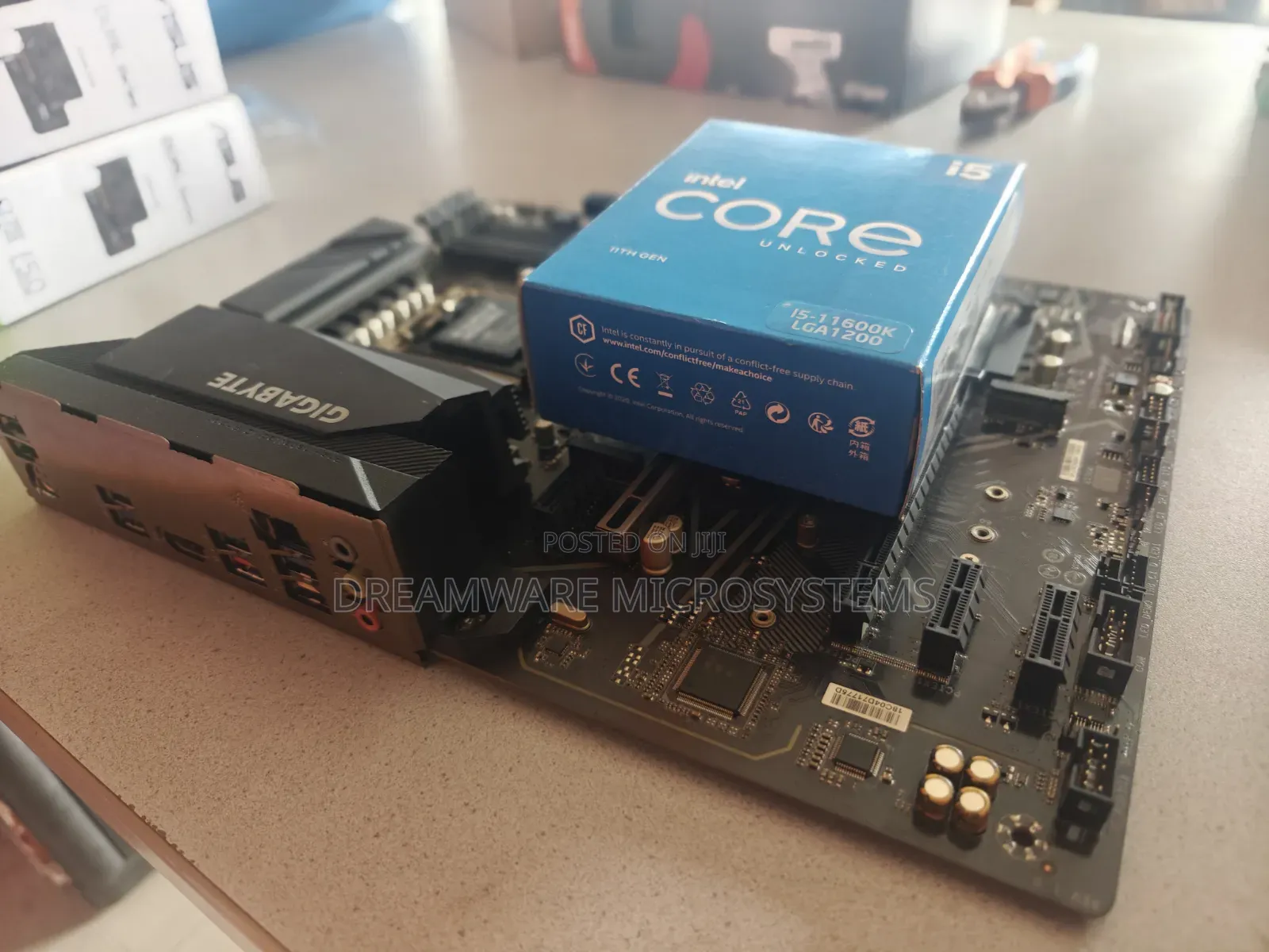 Gigabyte Board and 11th Gen 12 Processor