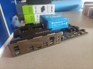 Gigabyte Board and 11th Gen 12 Processor