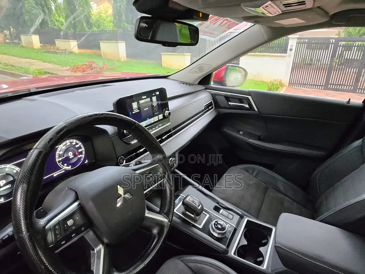 Mitsubishi Outlander SE 2022 Red