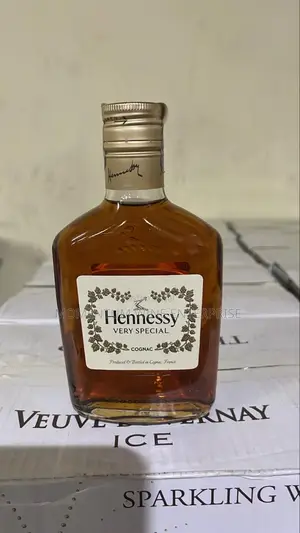Hennessy vs Cognac 200ml