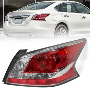 Nissan Altima 2014 Tail Light
