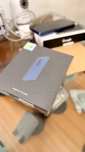 New Samsung Galaxy Z Fold6 256 GB Gray