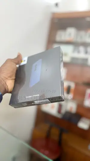 New Samsung Galaxy Z Fold6 512 GB Gray