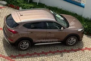 Hyundai Tucson SE AWD 2017 Brown