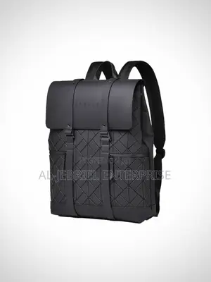Levelo Leather Travel Backpack
