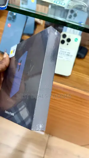 New Samsung Galaxy Z Fold6 256 GB Rose Gold