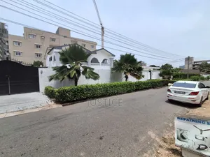 5bdrm House in Labone, Celsbridge Area for rent