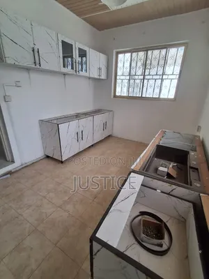 5bdrm House in Labone, Celsbridge Area for rent